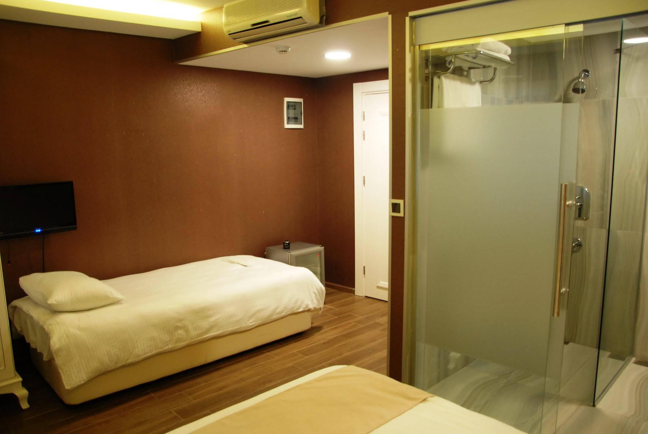 Trilye Kaplan Hotel Mudanya Luaran gambar